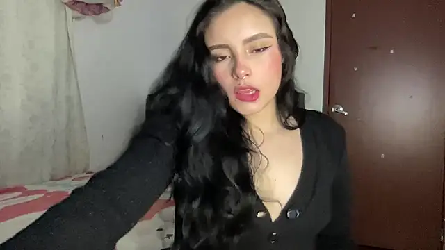 Snapshot of salome_polaniiee chatting on 04.29.26 salome polaniiee online show from 04.29.26