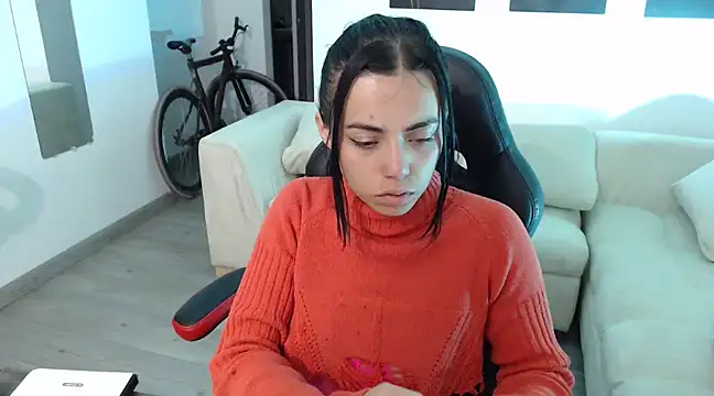 i am nina  online show from 12.27.24