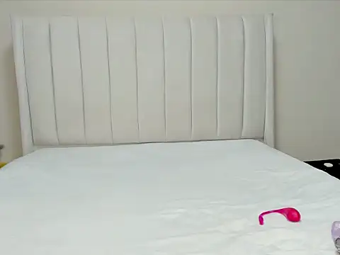  heavenlysent online show from 12.03.25