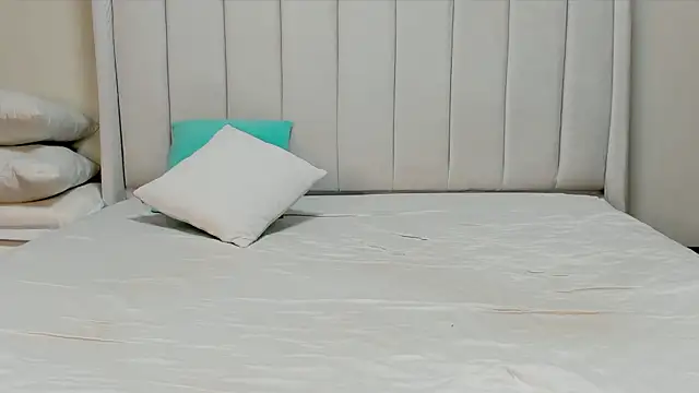  heavenlysent online show from 04.16.26