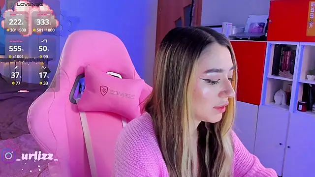 Snapshot of Fiona-Love chatting on 12.12.24 Fiona-Love online show from 12.12.24