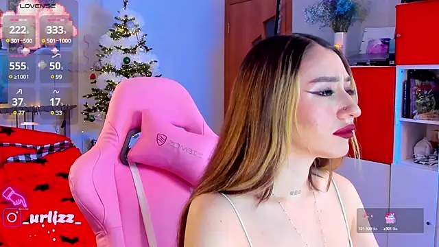 Snapshot of Fiona-Love chatting on 01.10.25 Fiona-Love online show from 01.10.25