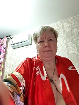 EffectFiona online show from 12.01.25