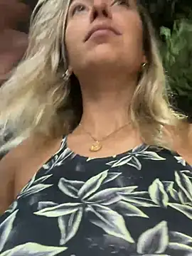 Snapshot of Gipoltergeist chatting on 12.19.24 Gipoltergeist online show from 12.19.24