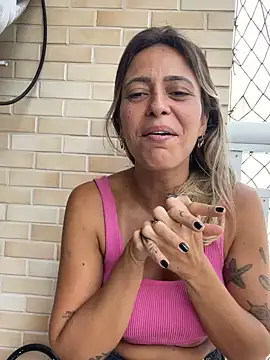 Snapshot of Gipoltergeist chatting on 01.18.25 Gipoltergeist online show from 01.18.25