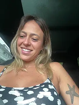 Snapshot of Gipoltergeist chatting on 01.30.25 Gipoltergeist online show from 01.30.25