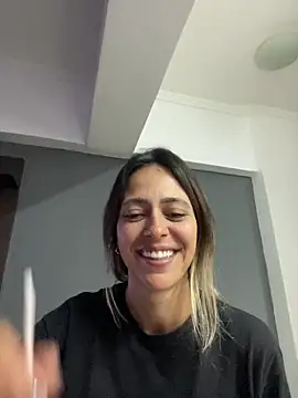 Snapshot of Gipoltergeist chatting on 09.14.25 Gipoltergeist online show from 09.14.25