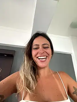 Snapshot of Gipoltergeist chatting on 09.23.25 Gipoltergeist online show from 09.23.25