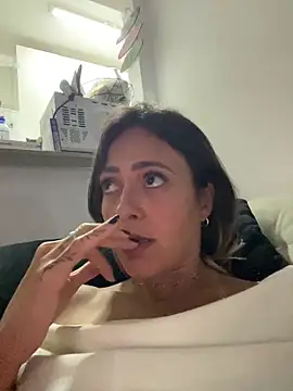 Snapshot of Gipoltergeist chatting on 09.24.25 Gipoltergeist online show from 09.24.25