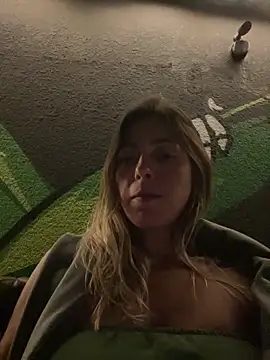 Snapshot of Gipoltergeist chatting on 10.26.25 Gipoltergeist online show from 10.26.25