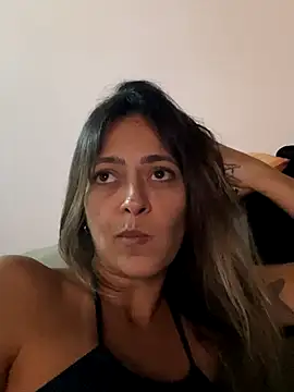 Snapshot of Gipoltergeist chatting on 11.04.25 Gipoltergeist online show from 11.04.25