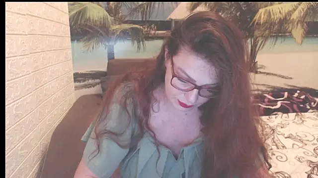 Queen  Natasha online show from 11.19.25