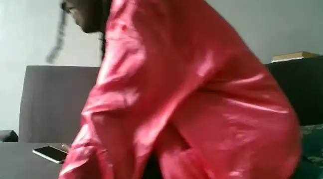 Prettybecs online show from 01.27.25