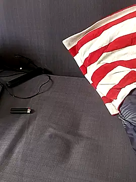 Snapshot of Prettybecs chatting on 10.19.25 Prettybecs online show from 10.19.25