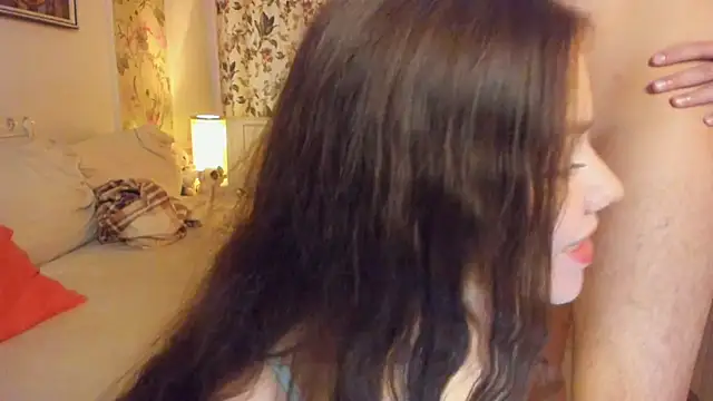 Snapshot of OceanSkyBaby chatting on 10.10.25 OceanSkyBaby online show from 10.10.25