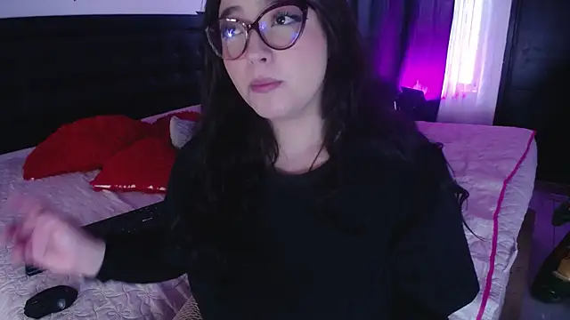 Miss Loise online show from 12.12.24