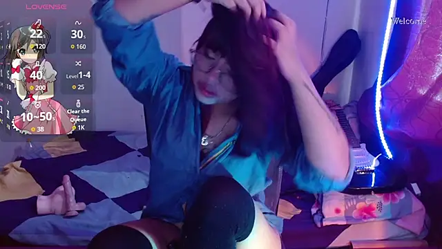 violetagrey  online show from 11.10.25