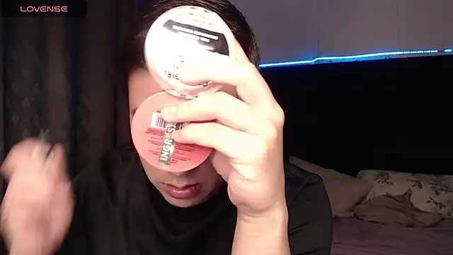 andrewmhilton  online show from 01.11.26