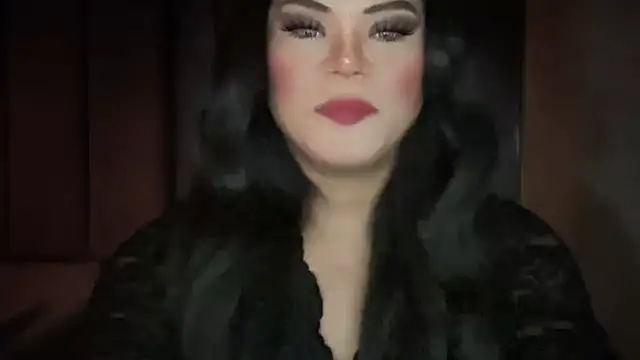 Snapshot of one_great_devine chatting on 09.15.25 one great devine online show from 09.15.25