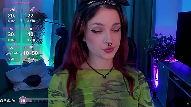 Snapshot of BratzieDarsie chatting on 12.02.24 BratzieDarsie online show from 12.02.24