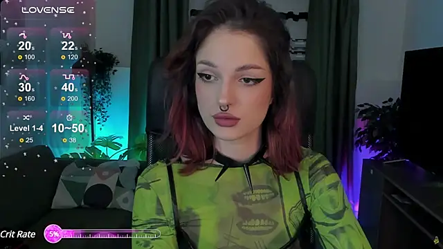 Snapshot of BratzieDarsie chatting on 01.31.25 BratzieDarsie online show from 01.31.25