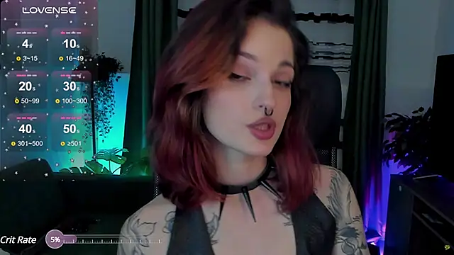 Snapshot of BratzieDarsie chatting on 01.31.25 BratzieDarsie online show from 01.31.25