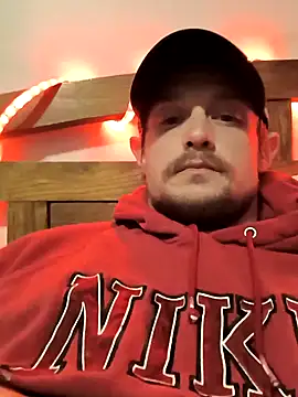 Snapshot of Midwestalpha chatting on 02.14.25 Midwestalpha online show from 02.14.25