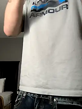 Snapshot of Midwestalpha chatting on 03.08.25 Midwestalpha online show from 03.08.25