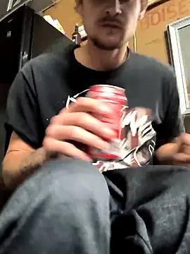 Snapshot of Midwestalpha chatting on 11.06.25 Midwestalpha online show from 11.06.25