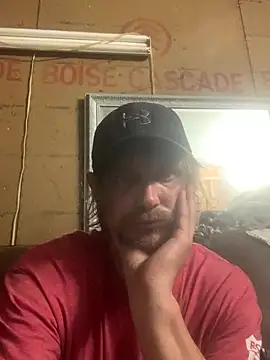 Snapshot of Midwestalpha chatting on 05.27.26 Midwestalpha online show from 05.27.26