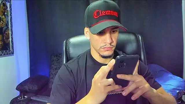 jhonnysnow17 online show from 11.30.25