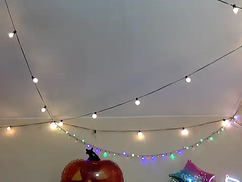 HandsomeAlfie online show from 10.19.25