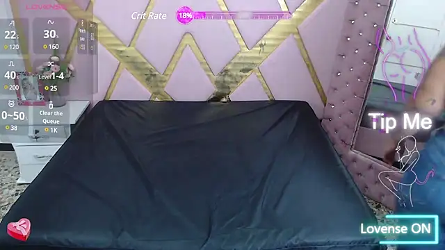 Snapshot of ChloexBigAss chatting on 03.19.25 ChloexBigAss online show from 03.19.25