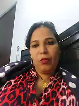 Poojabhabi101 online show from 12.16.24