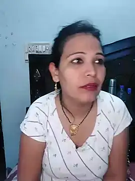 Poojabhabi101 online show from 01.02.25