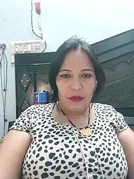 Poojabhabi101 online show from 03.11.25