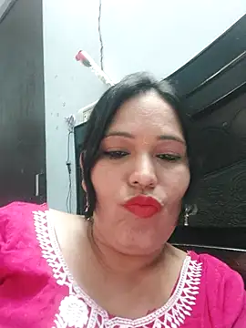 Poojabhabi101 online show from 03.19.25