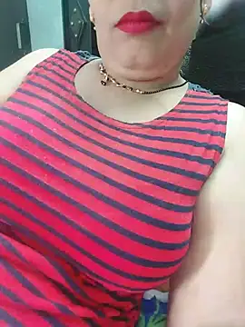Snapshot of Poojabhabi101 chatting on 07.08.26 Poojabhabi101 online show from 07.08.26