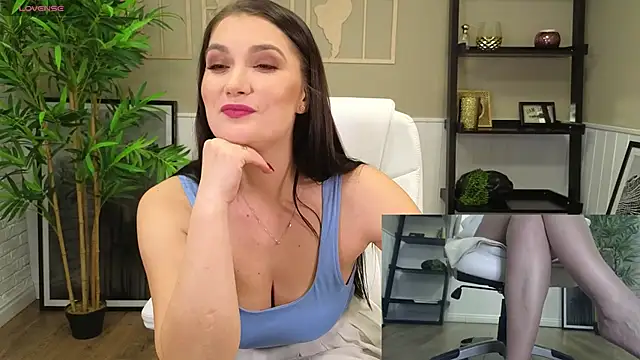 SelineSole online show from 12.03.24