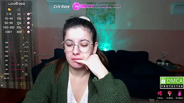 Aminabeatris online show from 10.23.25