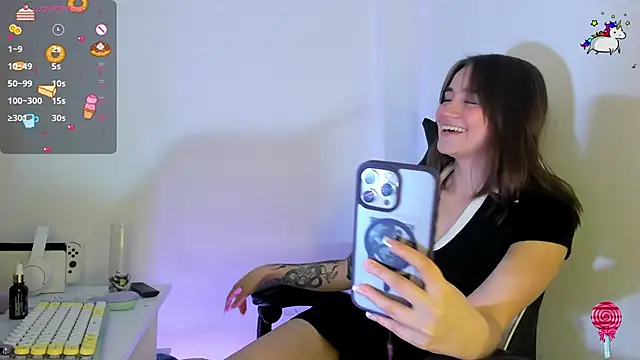  alicerosse2 online show from 01.29.25