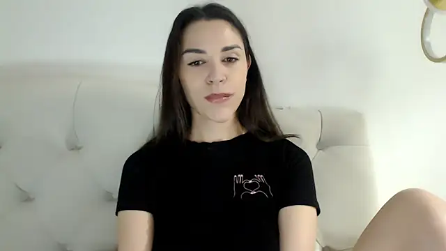 Mika Gold online show from 04.11.26