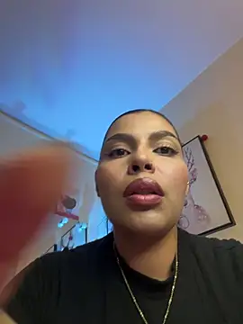 GigiiStone online show from 02.19.26