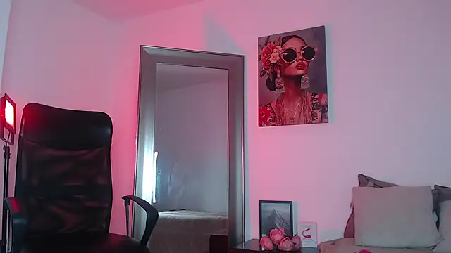 Snapshot of dahian_s chatting on 02.15.26 dahian s online show from 02.15.26