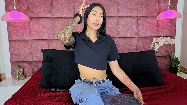 Taly Fox online show from 04.07.26