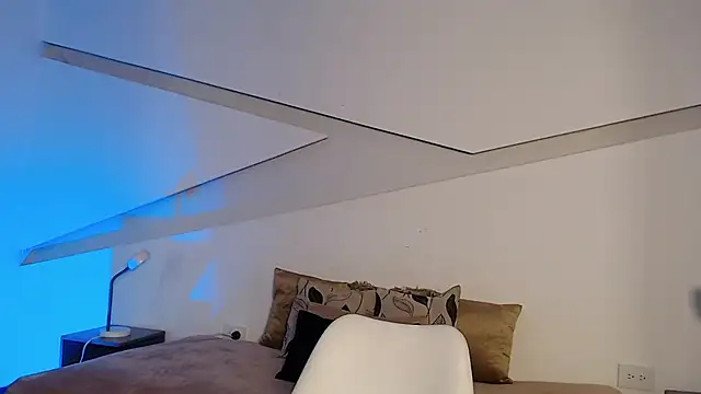 Snapshot of hot_little_bunny chatting on 10.17.25 hot little bunny online show from 10.17.25