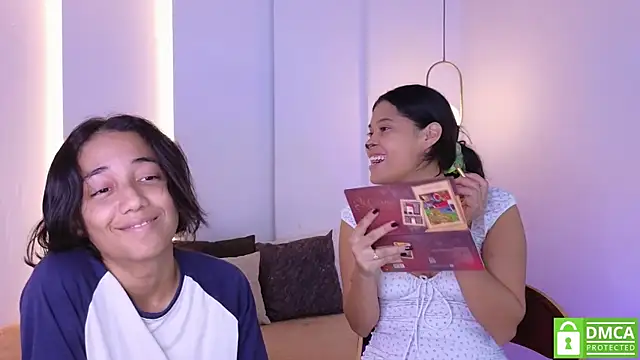 Snapshot of hot_little_bunny chatting on 10.31.25 hot little bunny online show from 10.31.25