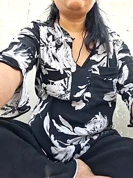 Snapshot of Doll_Nepali chatting on 06.23.26 Doll Nepali online show from 06.23.26