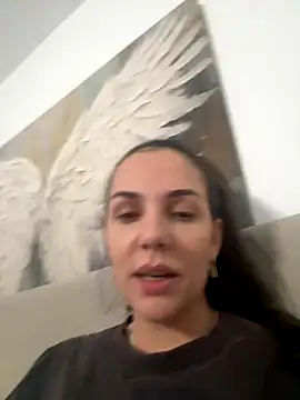 Snapshot of TaniaAmore chatting on 10.05.25 TaniaAmore online show from 10.05.25