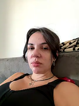 Snapshot of TaniaAmore chatting on 11.03.25 TaniaAmore online show from 11.03.25